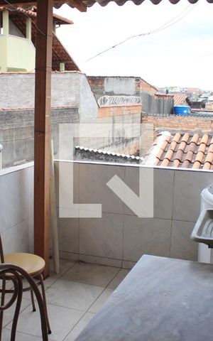 Casa à venda com 280m², 2 quartos e 1 vagaÁrea de Serviço 2
