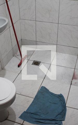 Casa à venda com 280m², 2 quartos e 1 vagaBanheiro