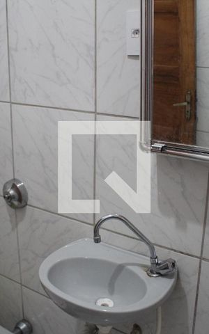 Casa à venda com 280m², 2 quartos e 1 vagaBanheiro