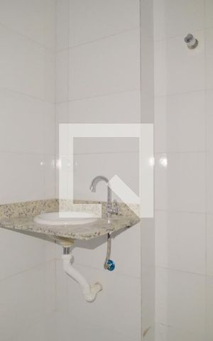 Apartamento à venda com 40m², 2 quartos e sem vagaBanheiro