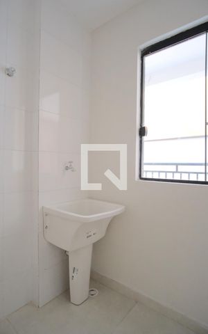 Apartamento à venda com 40m², 2 quartos e sem vagaCozinha e Área de Serviço
