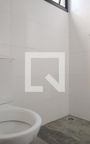 Apartamento à venda com 39m², 2 quartos e sem vagaBanheiro