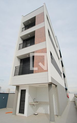 Apartamento à venda com 39m², 2 quartos e sem vagaÁrea comum