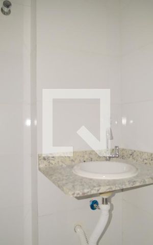 Apartamento à venda com 39m², 2 quartos e sem vagaBanheiro