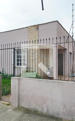 Casa à venda com 300m², 5 quartos e 2 vagasFachada