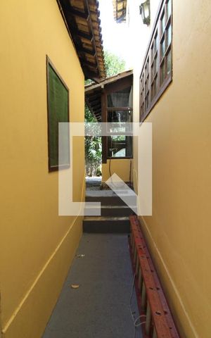 Casa de condomínio à venda com 160m², 3 quartos e 3 vagasCorredor