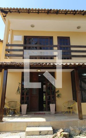 Casa de condomínio à venda com 160m², 3 quartos e 3 vagasFachada