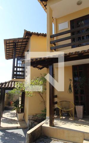 Casa de condomínio à venda com 160m², 3 quartos e 3 vagasFachada