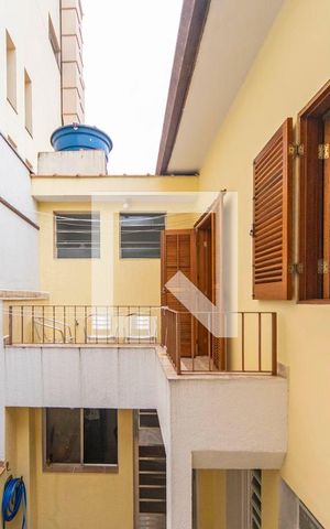 Casa à venda com 174m², 3 quartos e 2 vagas Casa à venda com 174m², 3 quartos e 2 vagasQuintal Interno