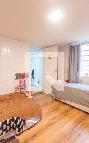 Casa à venda com 174m², 3 quartos e 2 vagas Casa à venda com 174m², 3 quartos e 2 vagasQuarto casa 2