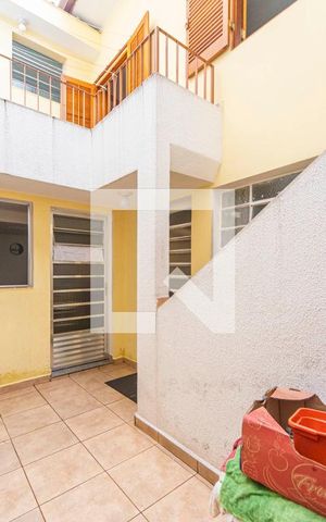 Casa à venda com 174m², 3 quartos e 2 vagas Casa à venda com 174m², 3 quartos e 2 vagasQuintal Interno
