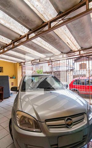 Casa à venda com 174m², 3 quartos e 2 vagas Casa à venda com 174m², 3 quartos e 2 vagasGaragem