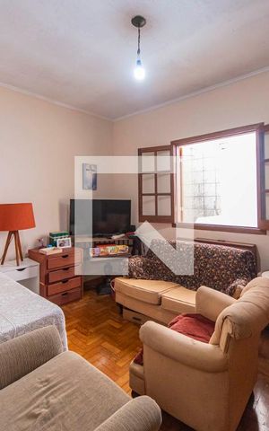 Casa à venda com 174m², 3 quartos e 2 vagas Casa à venda com 174m², 3 quartos e 2 vagasQuarto 1