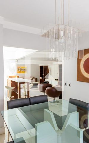 Apartamento à venda com 250m², 3 quartos e 3 vagas Apartamento à venda com 250m², 3 quartos e 3 vagasSala de Jantar