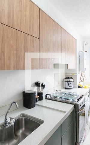 Apartamento à venda com 48m², 2 quartos e 1 vagaCozinha e Área de Serviço