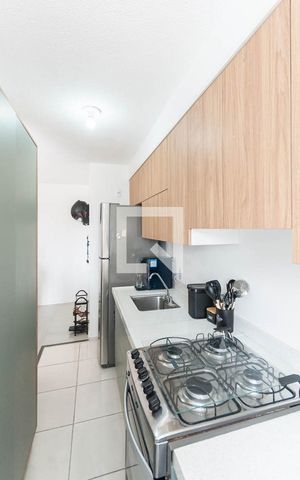 Apartamento à venda com 48m², 2 quartos e 1 vagaCozinha e Área de Serviço
