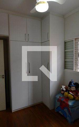 Casa de condomínio à venda com 161m², 3 quartos e 4 vagasQuarto 1