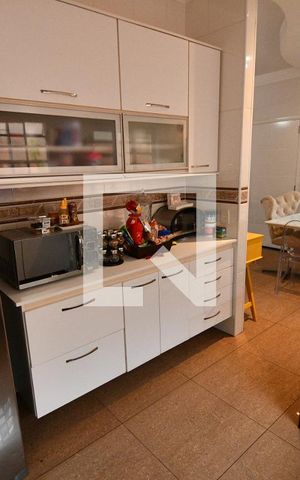 Casa de condomínio à venda com 161m², 3 quartos e 4 vagasCozinha