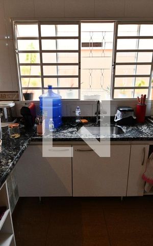 Casa de condomínio à venda com 161m², 3 quartos e 4 vagasCozinha
