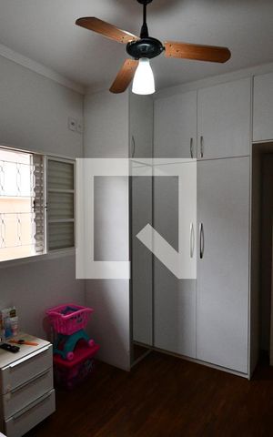 Casa de condomínio à venda com 161m², 3 quartos e 4 vagasQuarto 2