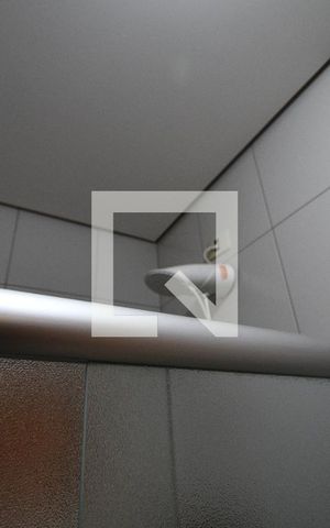 Casa de condomínio à venda com 161m², 3 quartos e 4 vagasBanheiro da Suíte
