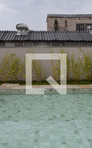 Studio à venda com 83m², 1 quarto e sem vagaPiscina