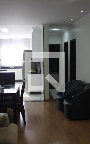 Casa para alugar com 167m², 4 quartos e 2 vagasSala
