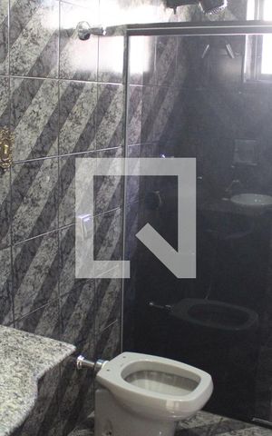 Casa para alugar com 167m², 4 quartos e 2 vagasBanheiro