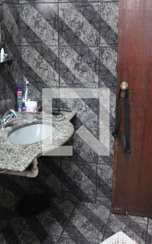 Casa para alugar com 167m², 4 quartos e 2 vagasBanheiro da Suíte