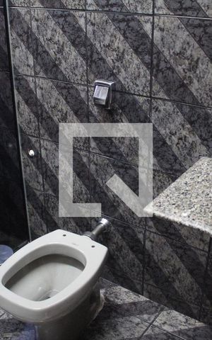 Casa para alugar com 167m², 4 quartos e 2 vagasBanheiro da Suíte