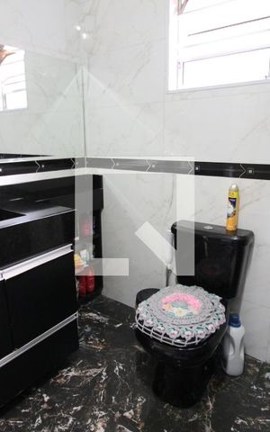 Casa à venda com 400m², 3 quartos e 3 vagasBanheiro 2