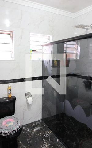 Casa à venda com 400m², 3 quartos e 3 vagasBanheiro 2