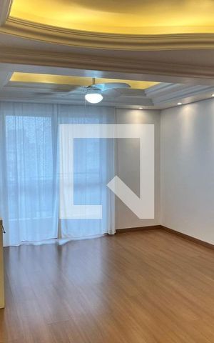 Apartamento à venda com 110m², 4 quartos e 2 vagas Apartamento à venda com 110m², 4 quartos e 2 vagasSala