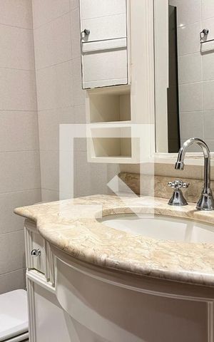 Apartamento à venda com 110m², 4 quartos e 2 vagas Apartamento à venda com 110m², 4 quartos e 2 vagasBanheiro Social