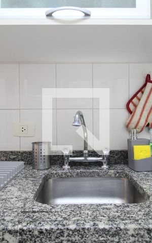 Apartamento à venda com 70m², 3 quartos e 2 vagasCozinha 
