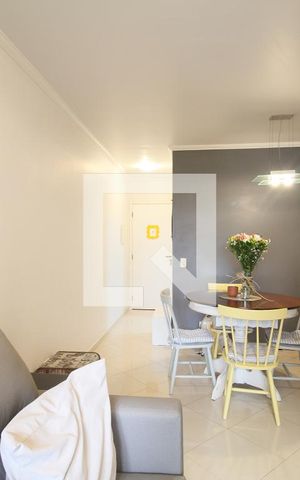 Apartamento à venda com 70m², 3 quartos e 2 vagasSala