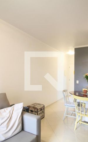Apartamento à venda com 70m², 3 quartos e 2 vagasSala