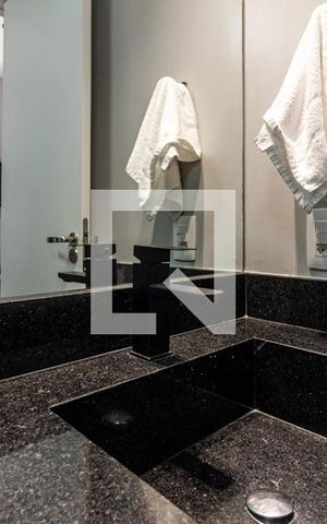 Studio à venda com 21m², 1 quarto e sem vaga Studio à venda com 21m², 1 quarto e sem vagaBanheiro