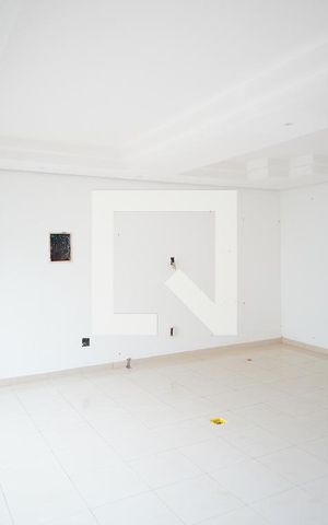 Casa à venda com 345m², 5 quartos e 5 vagasSala