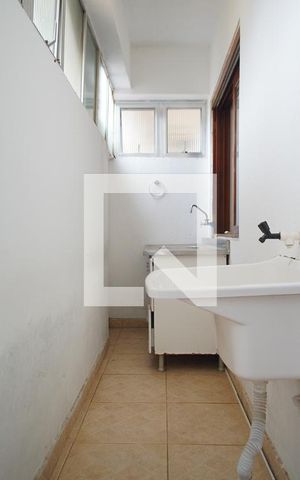 Casa à venda com 345m², 5 quartos e 5 vagasÁrea de Serviço