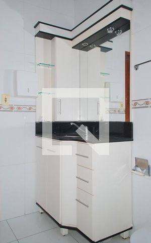 Casa à venda com 345m², 5 quartos e 5 vagasBanheiro da Suíte