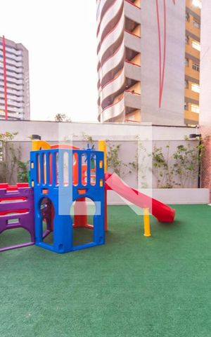 Apartamento à venda com 91m², 3 quartos e 2 vagas Apartamento à venda com 91m², 3 quartos e 2 vagasÁrea comum - Playground