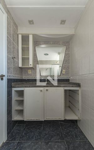 Apartamento à venda com 66m², 3 quartos e 2 vagasBanheiro Social