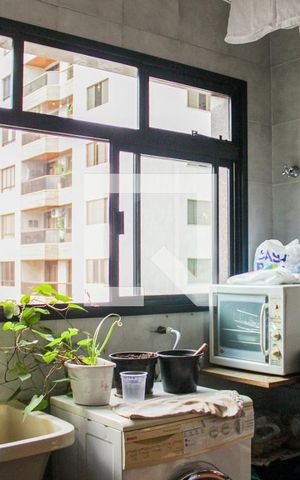 Apartamento à venda com 271m², 4 quartos e 3 vagasCozinha e Área de Serviço