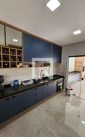 Casa de condomínio para alugar com 118m², 3 quartos e 2 vagas Casa de condomínio para alugar com 118m², 3 quartos e 2 vagasCozinha