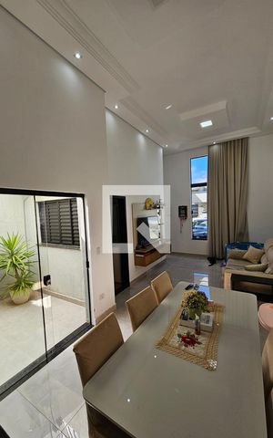 Casa de condomínio para alugar com 118m², 3 quartos e 2 vagas Casa de condomínio para alugar com 118m², 3 quartos e 2 vagasSala de jantar