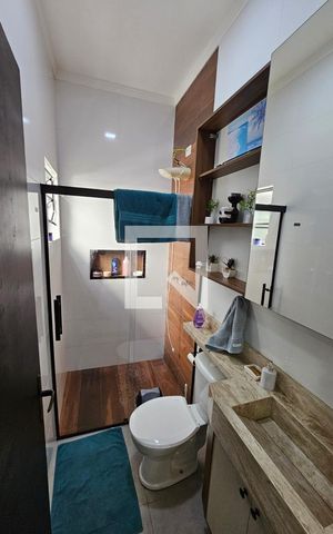Casa de condomínio para alugar com 118m², 3 quartos e 2 vagas Casa de condomínio para alugar com 118m², 3 quartos e 2 vagasBanheiro