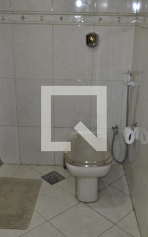 Apartamento à venda com 250m², 3 quartos e 2 vagasBanheiro 2