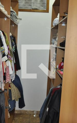 Apartamento à venda com 250m², 3 quartos e 2 vagasQuarto 4
