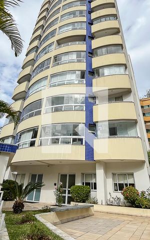 Apartamento para alugar com 105m², 3 quartos e 2 vagasFachada + plaquinha